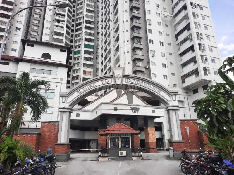 911sf Freehold Setapak Ria Condo Setapak 3-Bed - Image 1