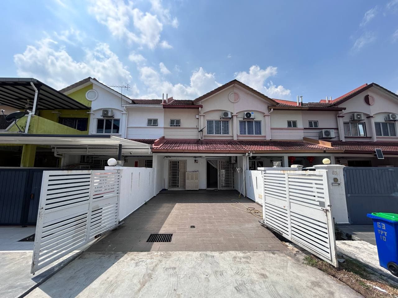 Double Storey Terrace Taman Puchong Tekali, Puchong