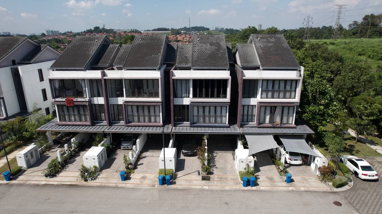 Rimbun Sanctuary Townhouse, Bukit Jelutong, Shah Alam