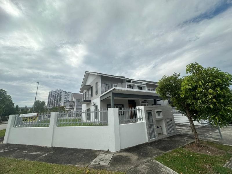 Corner Unit Double Storey Laurel Laman View, Cyberjaya