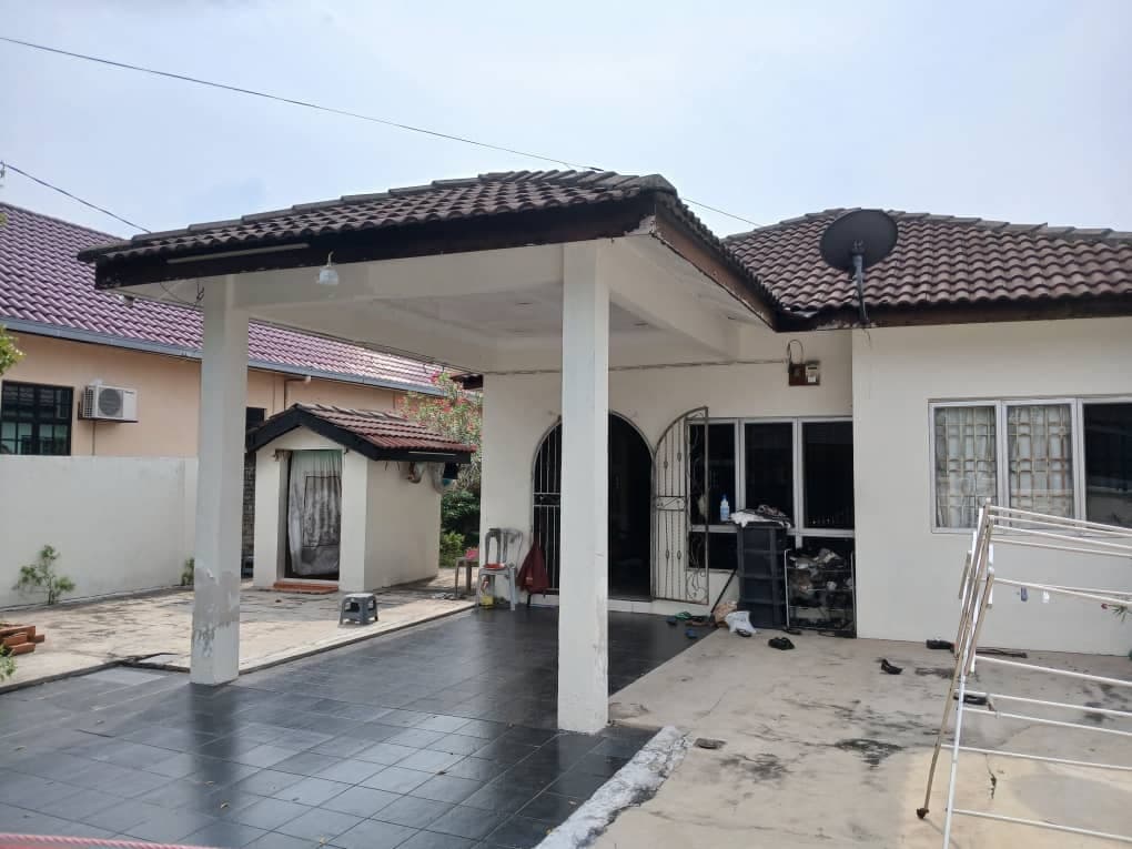 Bungalow Unit, Jalan Subang Permai U63, Desa Subang Permai, Shah Alam