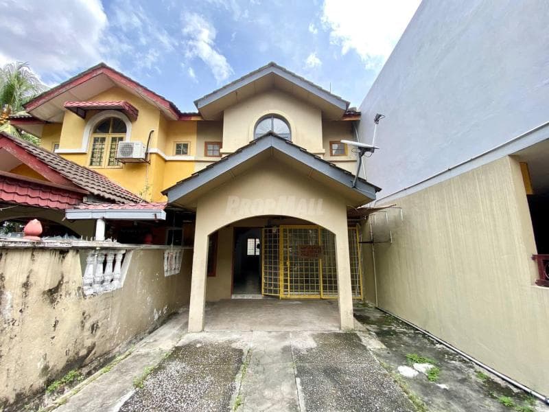 Double Storey Terrace House At Taman Puchong Perdana, Puchong