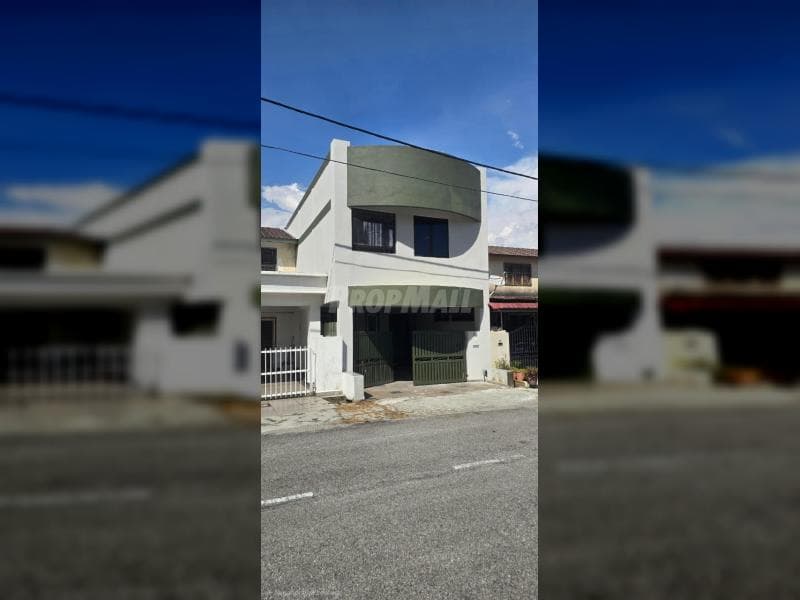 Fully Renovated Extended Open Facing House Double Storey for Sale - Image 1
