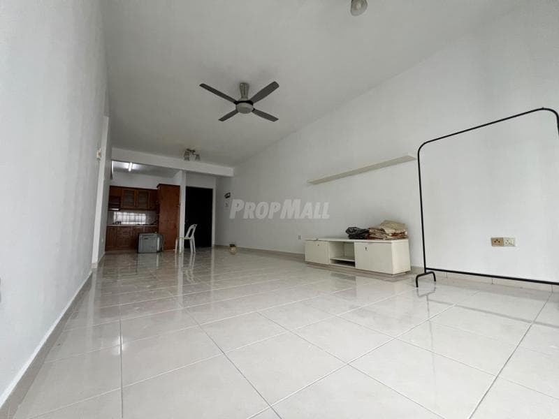 Koi Kinrara Jalan Pipit Puchong Condominium for sales partly furnished