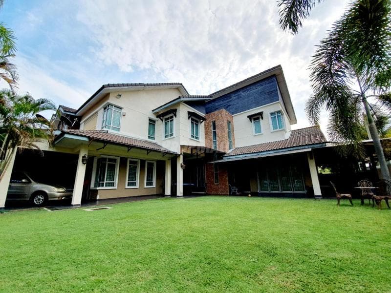 2 Storey Semi-D Corner Lot Taman Impian Putra Bangi Land 5,489sqft Fully