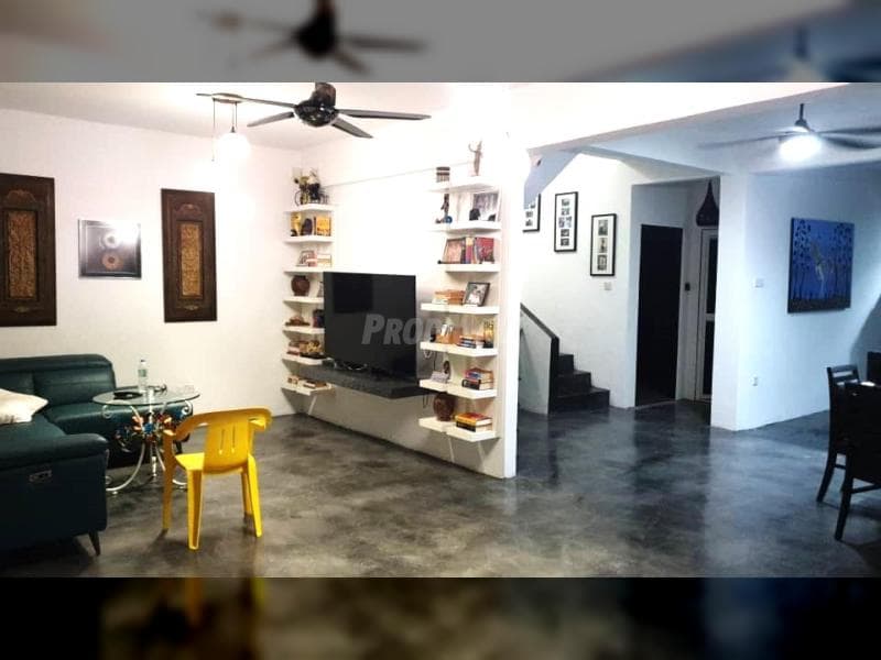 2 Sty Corner House Big Land 4060 Sft PUJ 5 Puncak Jalil - Image 1