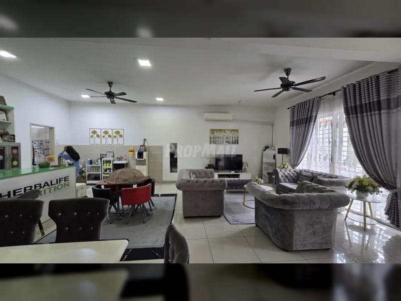 Spacious 2-Storey Superlink Home in Regia Elmina Gardens for Sales - Image 1