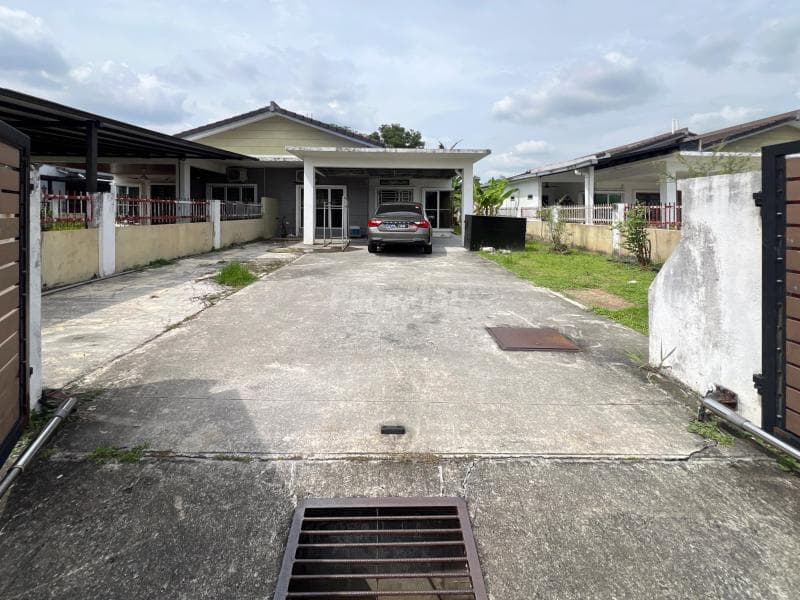 33x110 Semi D Single Storey House, Jalan Merbuk, Taman Bentara Telok Panglima