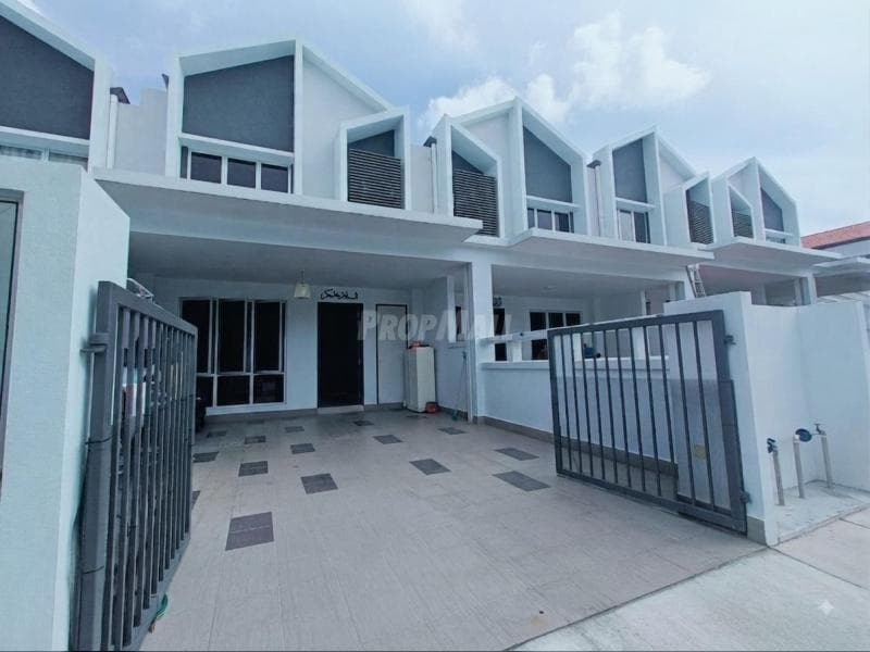 Double Storey Setia Alam Sari Bangi