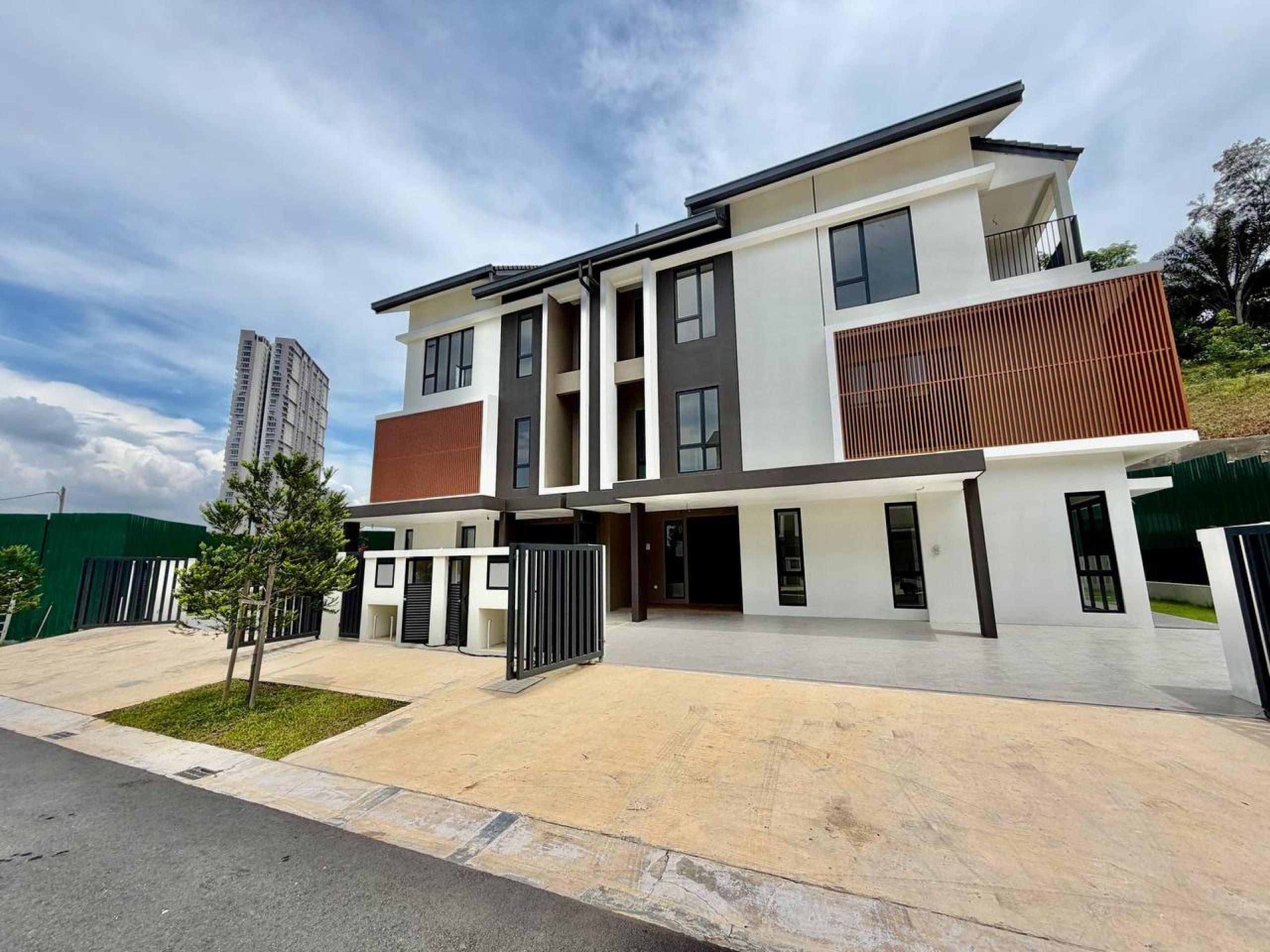 Exclusive New 2.5 Storey Semi D Individual Title Symphony Hills Cyberjaya