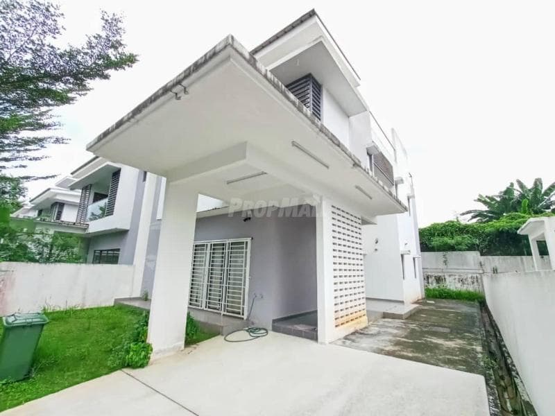 2.5 Storey Semi D, Kayumanis Garden Villas, Seksyen 5 Bangi