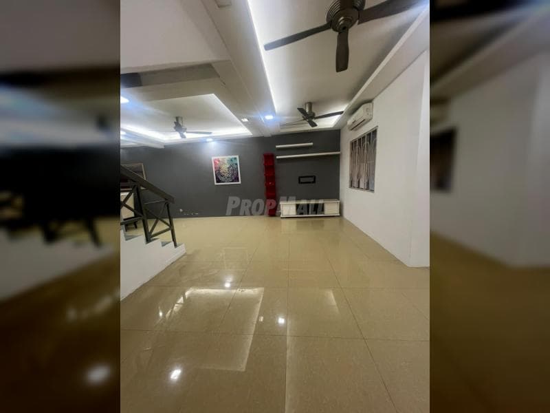 Taman Subang Murni Seksyen U5 2 Storey For Sale