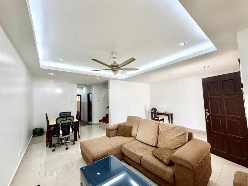 Furnish Fully Renovated Double Storey House Taman Puchong Tekali Freehold