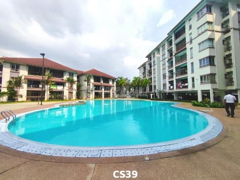 Kota Kemuning 1st Floor Pangsapuri Tasik Lakes Condo For Sale - Image 1