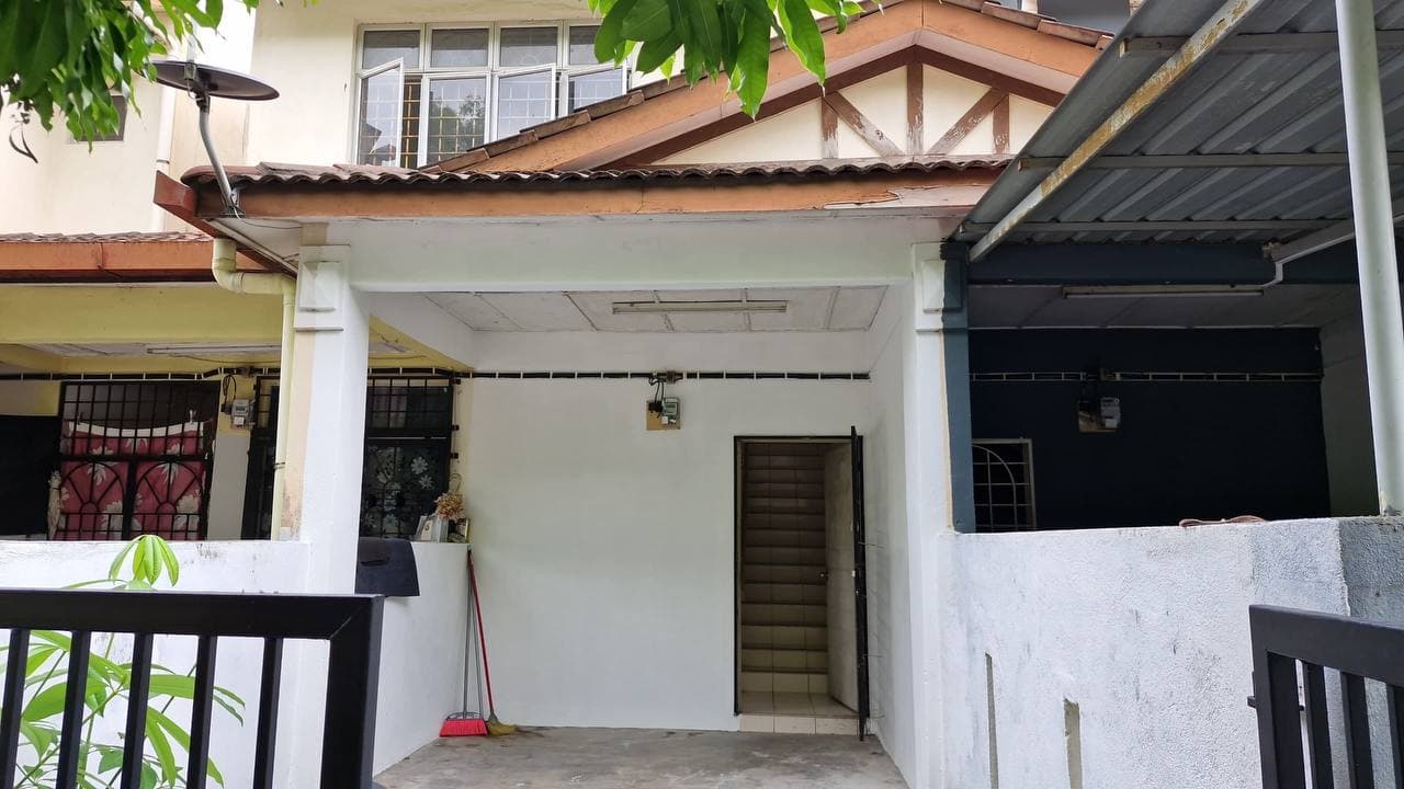 Town House Taman Puncak Perdana, U10 Shah Alam