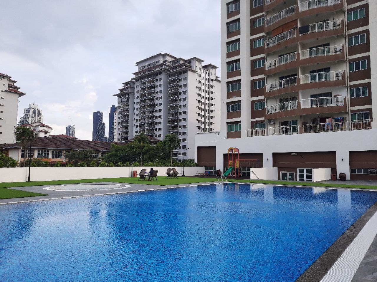 Villa Makmur Dutamas Condo - Image 1