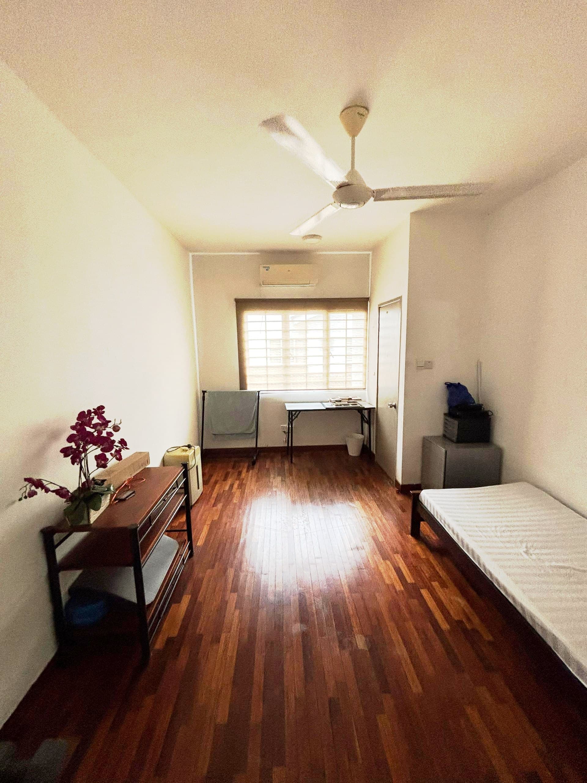 2.5 Storey Intermediate Terrace Seri Wirani, Seksyen 8, Bangi