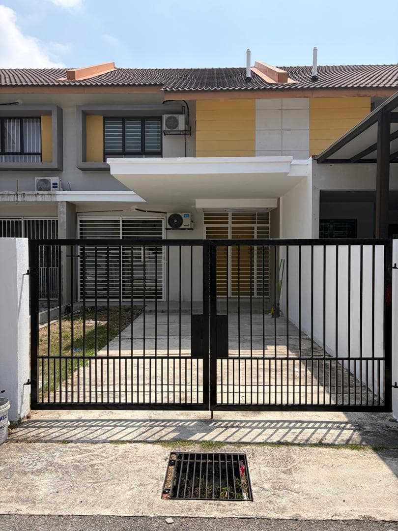 Semi-D Freehold Untuk Dijual Banting Selangor - Image 1