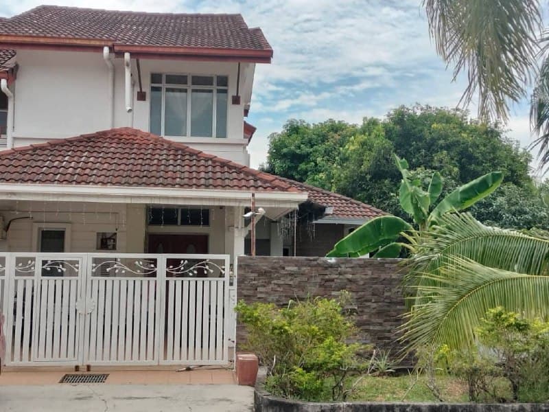 Corner Lot Double Storey for Sale Bandar Bukit Raja - Image 1