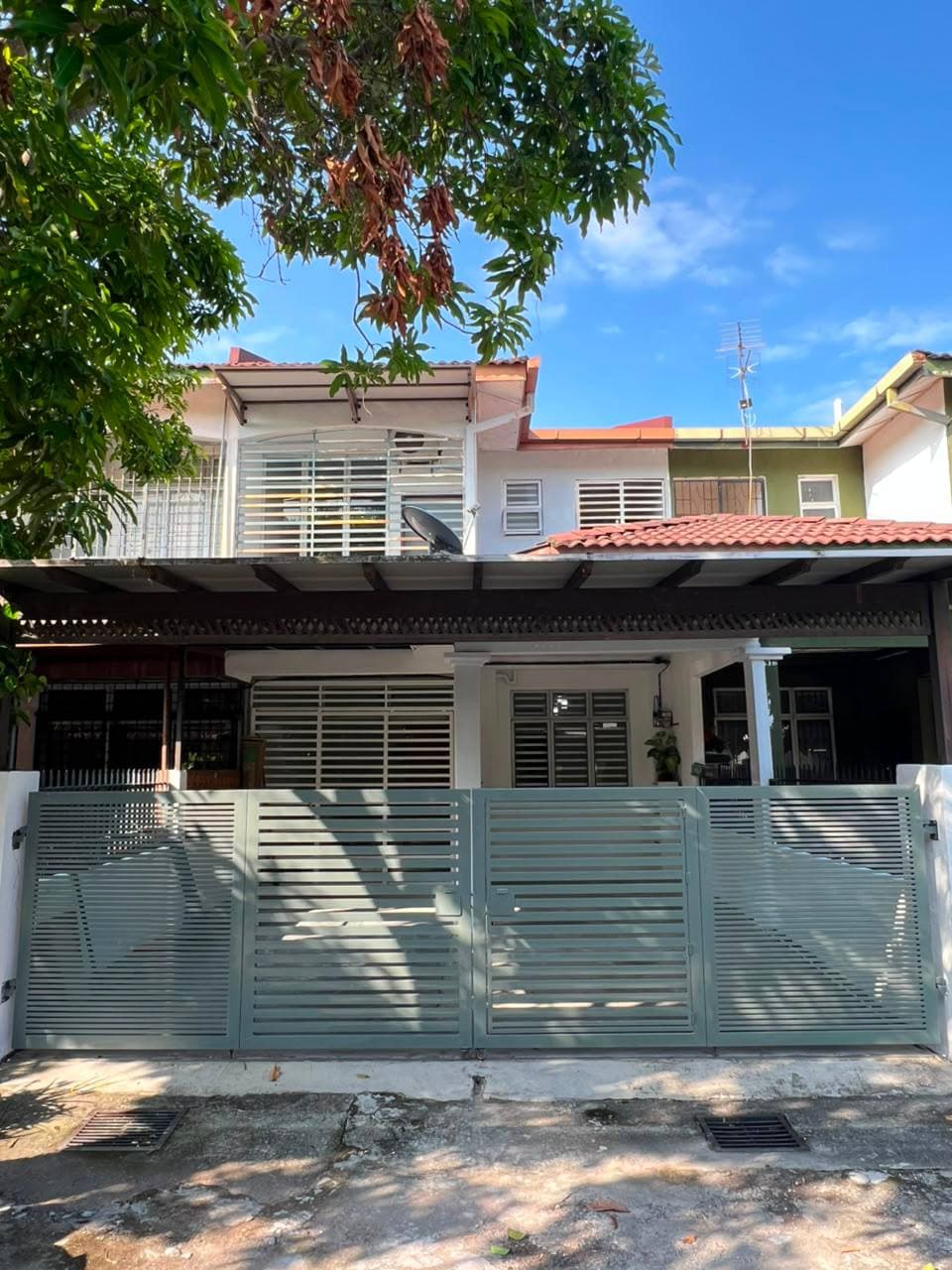 2 Storey Terrace House Jalan Seroja 36, Taman Seroja, Bandar Baru Salak Tinggi, - Image 1