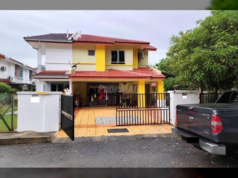 Facing Open Near Surau Double Storey Seksyen 6 Bandar Bukit Mahkota Bangi