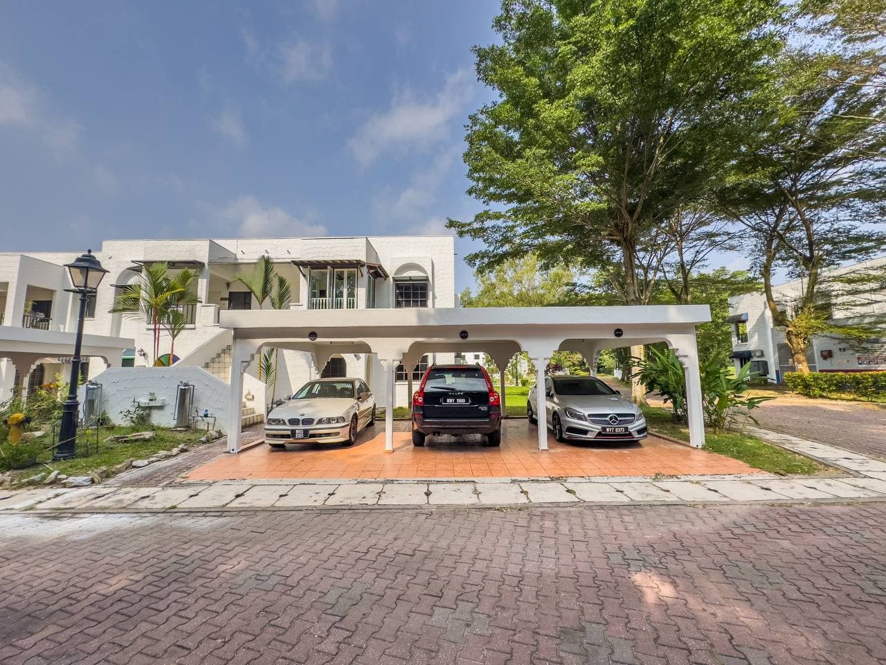 Townhouse Country Villa Country Heights, Kajang