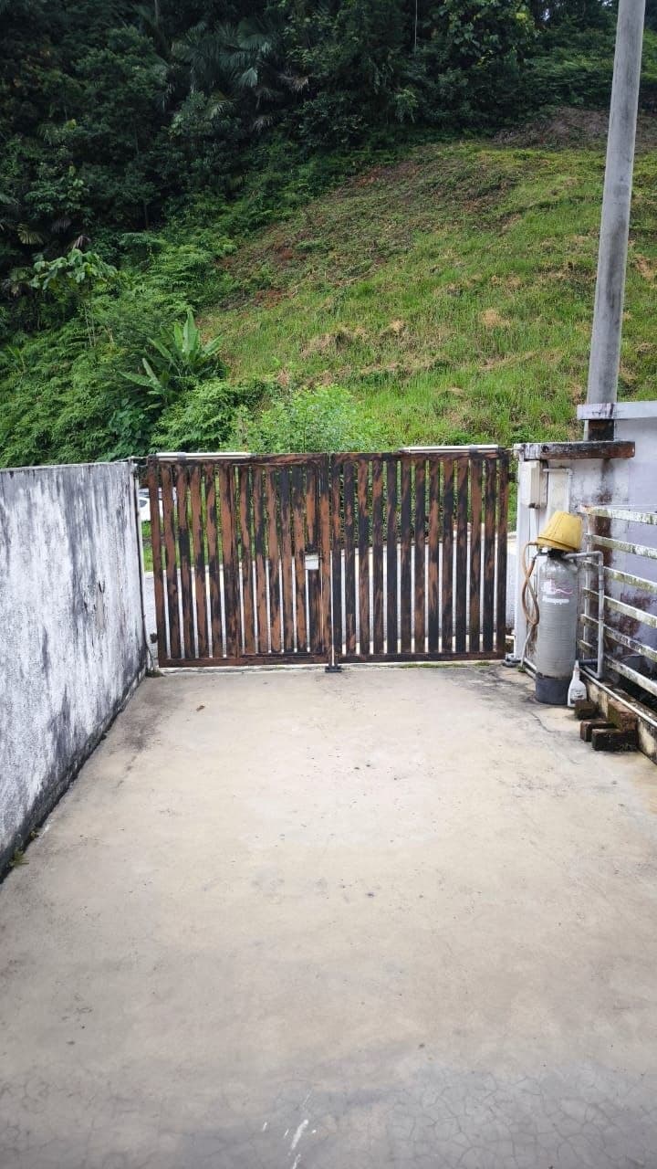 Town House Taman Amansiara, Selayang - Image 1