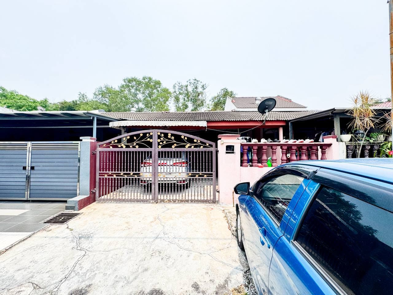 Single Storey Taman Kinrara 5, Taman Mawar Puchong
