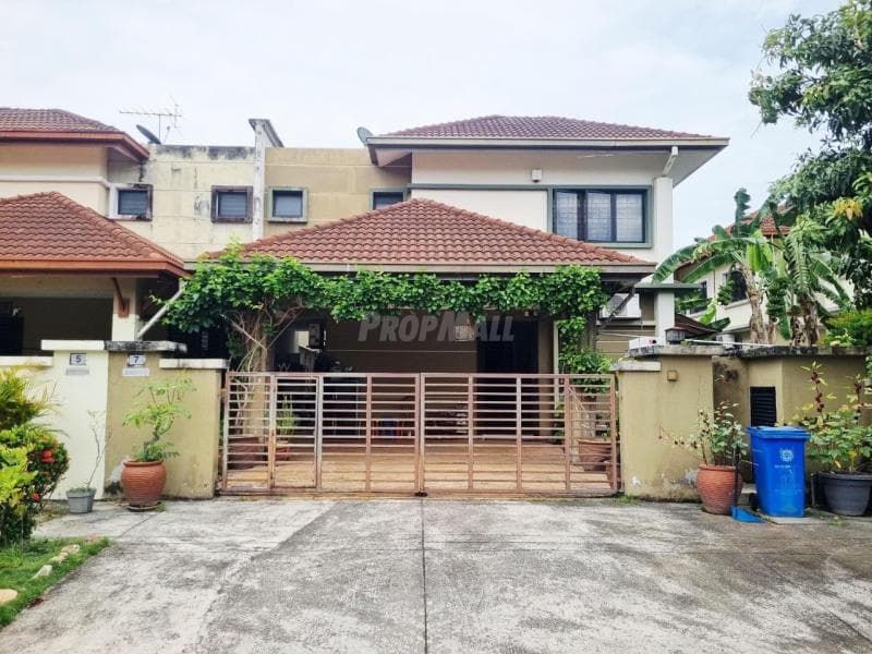 Renovated Double Storey Semi-D Cahaya SPK, Seksyen U9, Shah Alam