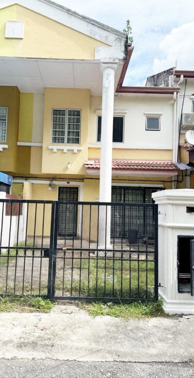 Rumah Teres Dua Tingkat Taman Bukit Emas Balakong Kajang