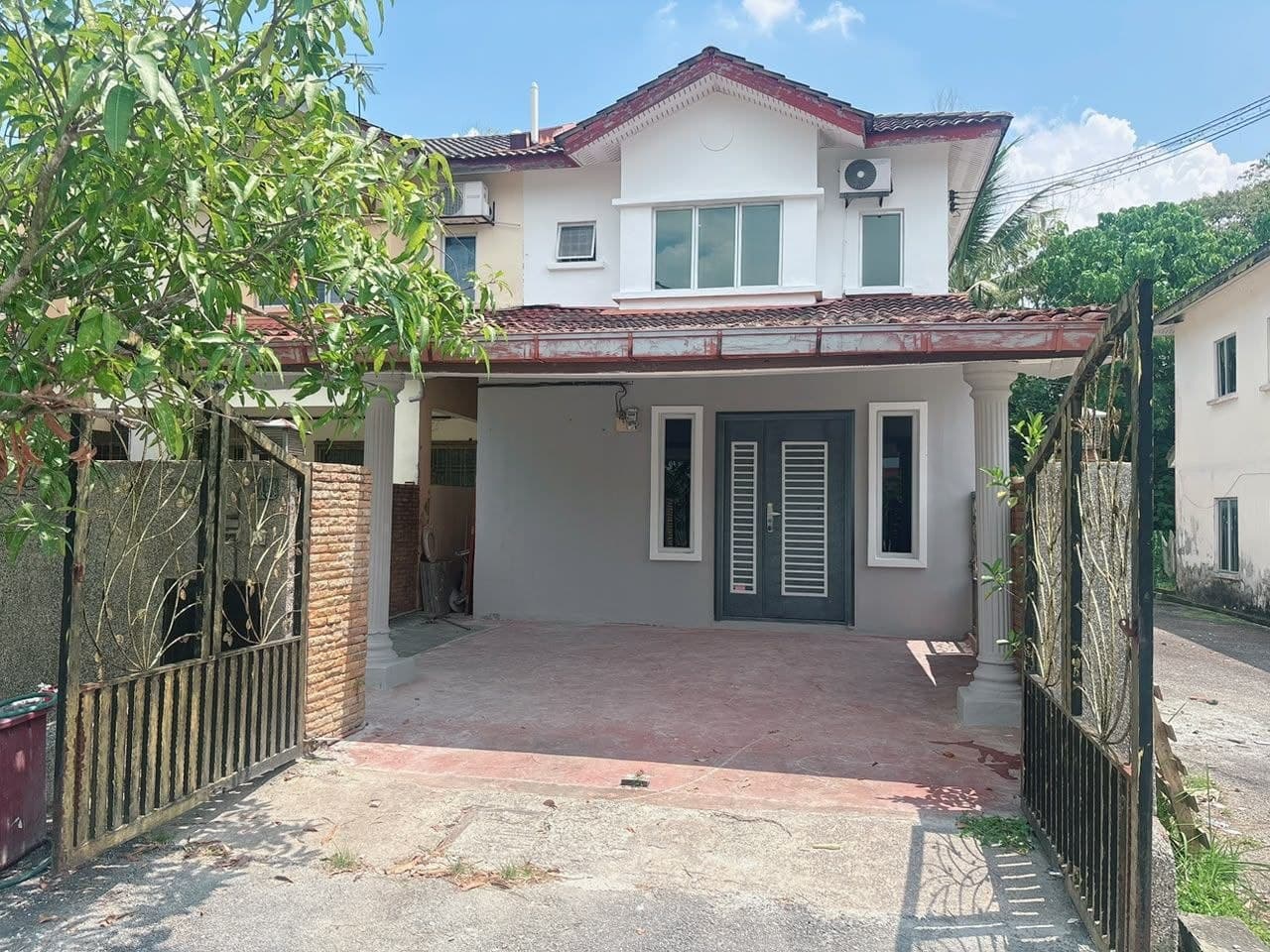 Endlot Unit 2 Storey Terrace House Bandar Tasik Puteri, Rawang, Selangor