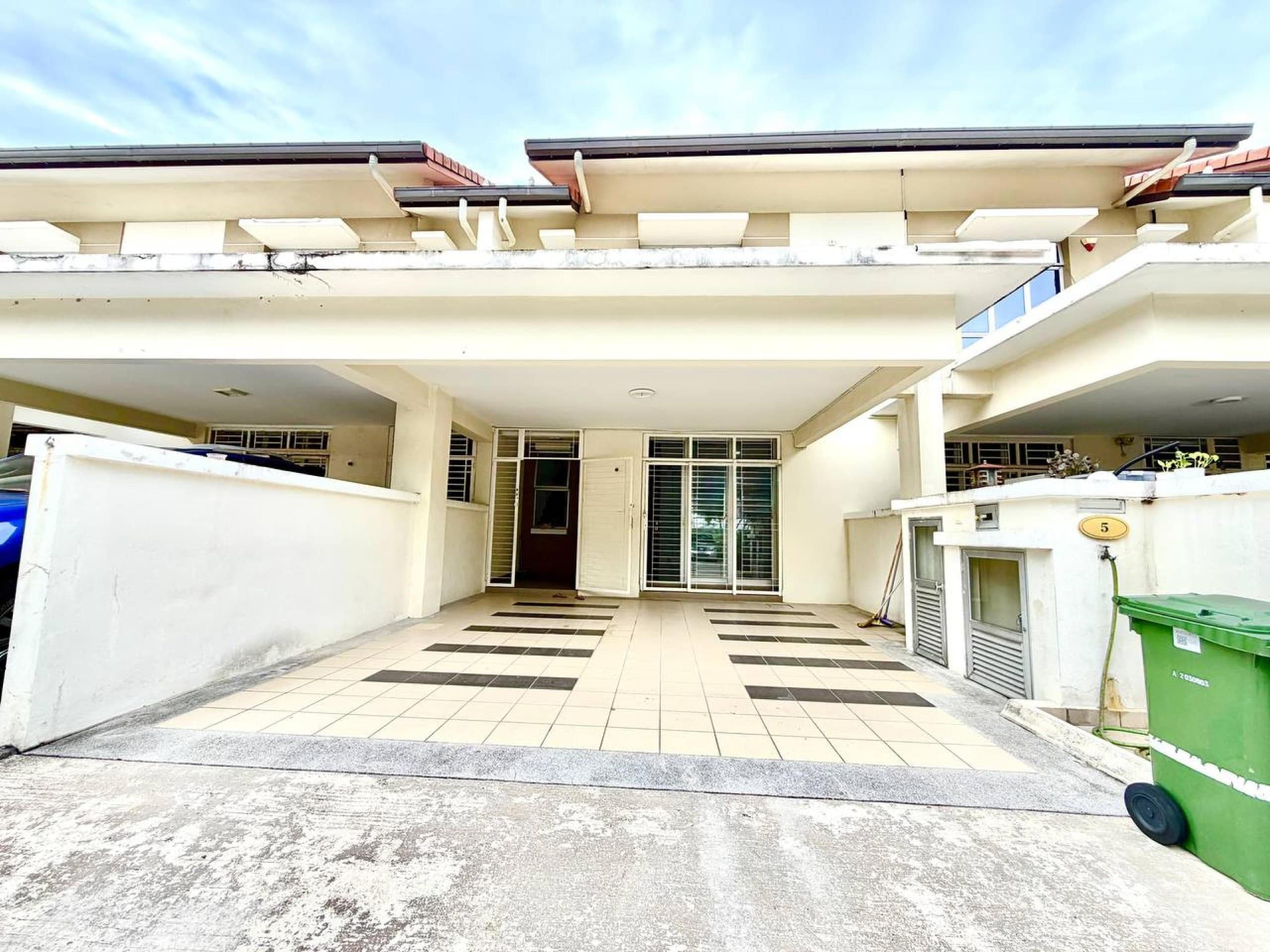 Facing Open Double Storey Terrace Presint 14, Putrajaya Walking Dist - Image 1