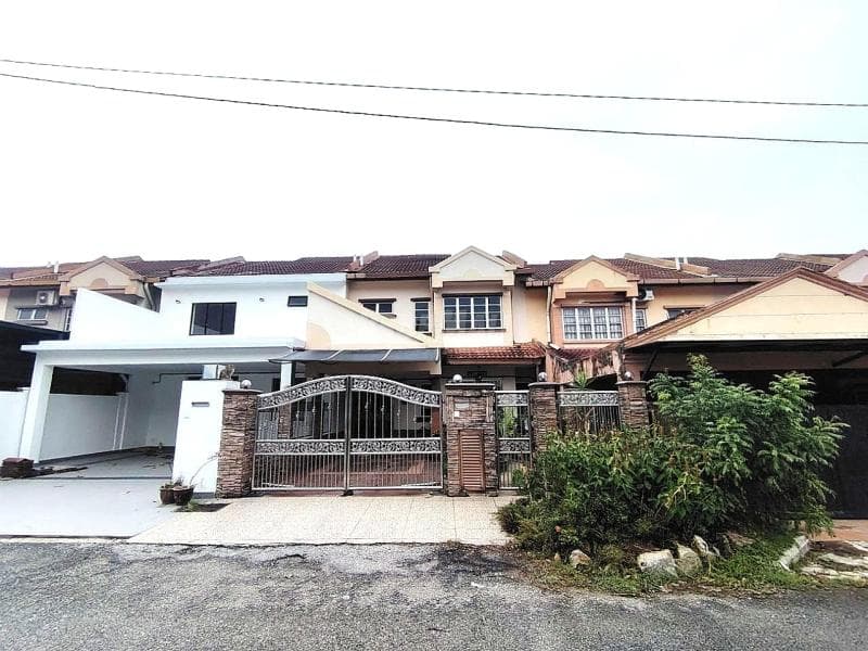Renovated Double Storey Kajang Perdana Walking Distance Surau