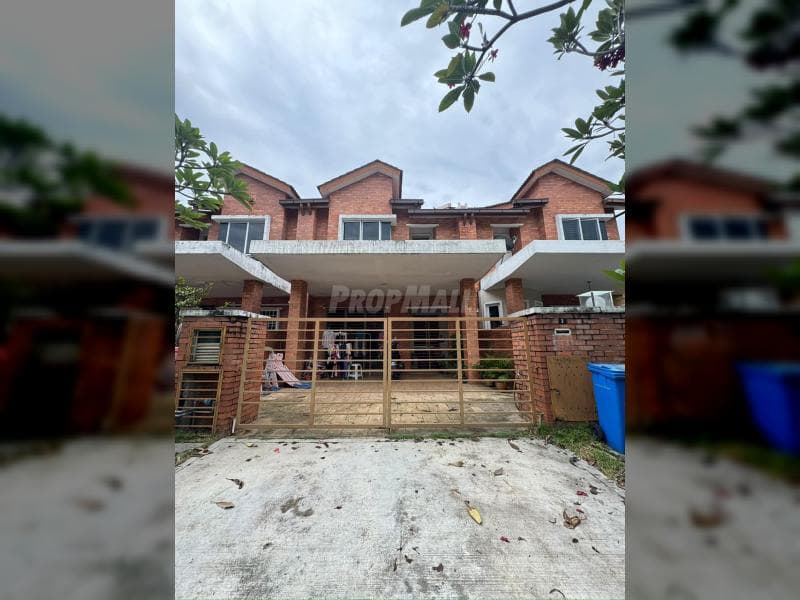 2 Storey Intermediate Terrace Alam Budiman Seksyen U10, Alam Budiman