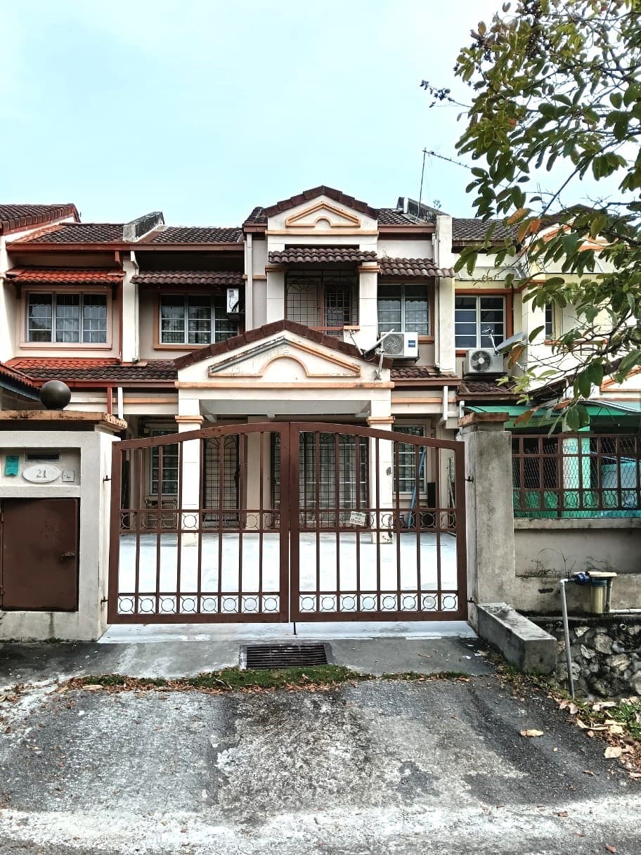 Facing Open Gated Guarded Freehold Teres 2 Tingkat USJ 22, Subang Jaya - Image 1