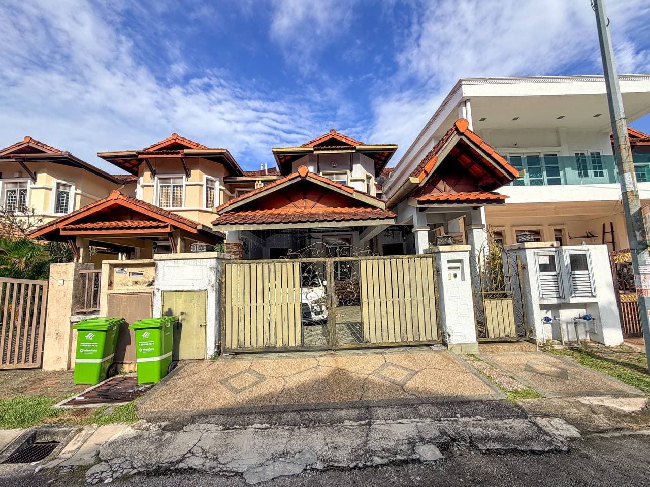 Superlink 24x75 Renovated 2 Storey Terrace Damai Murni Alam Damai Cheras KL - Image 1