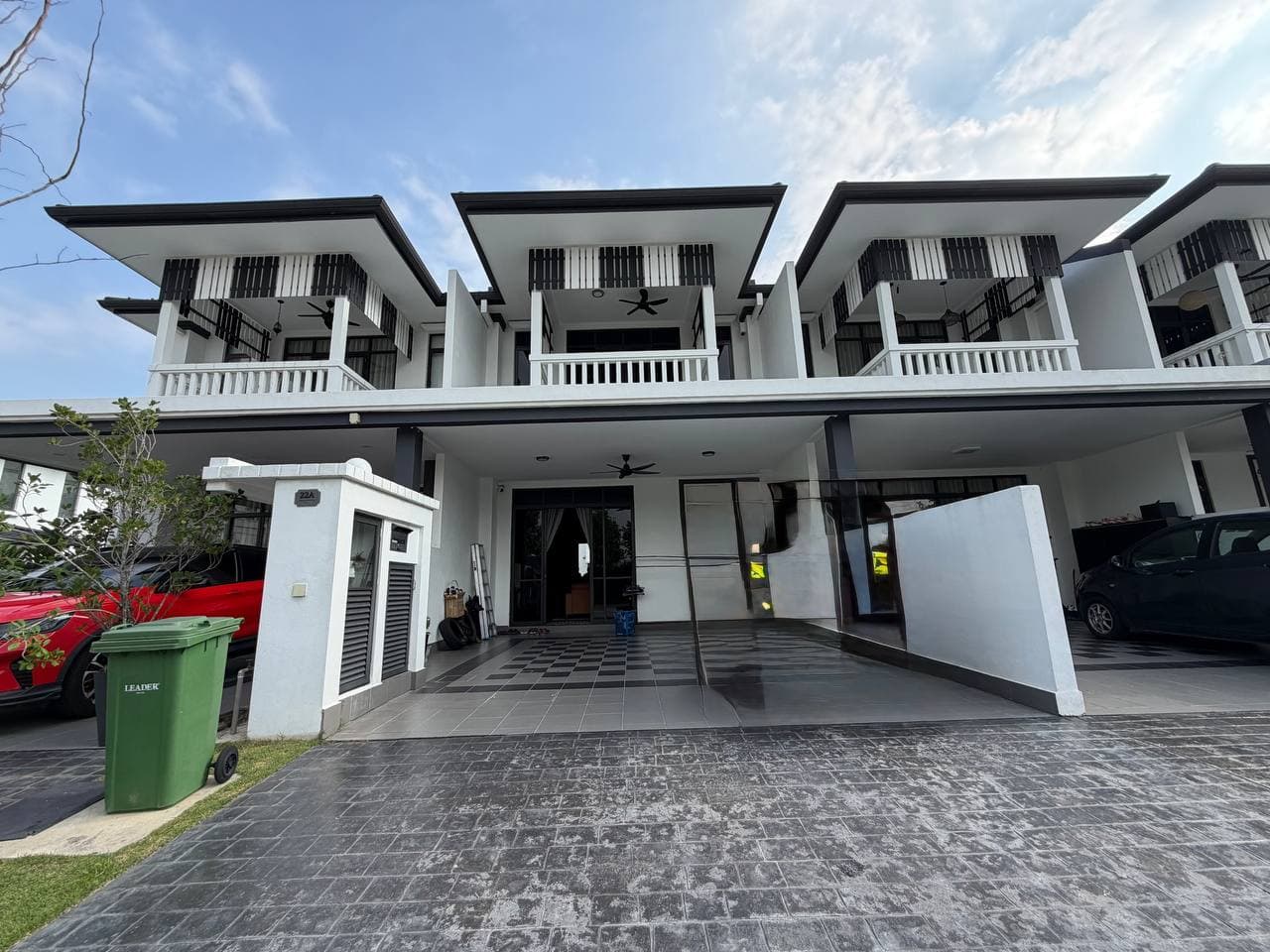 Double Storey Mellowood, Eco Majestic
