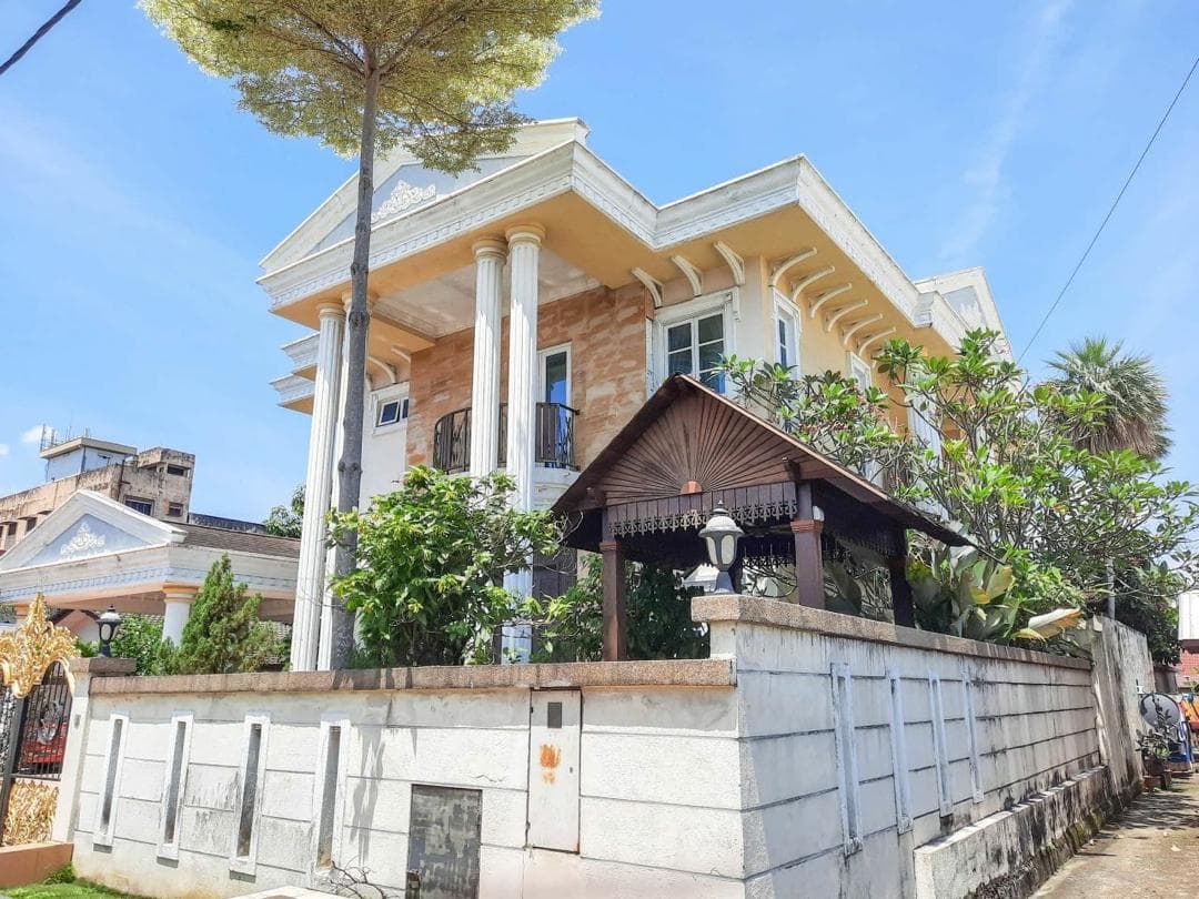 Two-Story Bungalow in Kampung Melayu, Ampang - Image 1