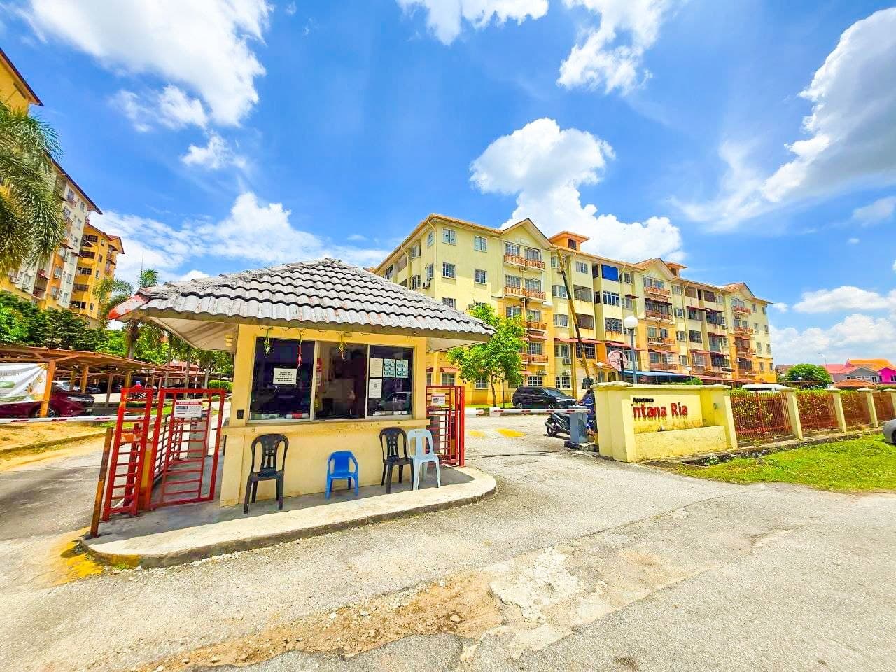 Apartment Intana Ria 2, Seksyen 7, Bandar Baru Bangi - Image 1