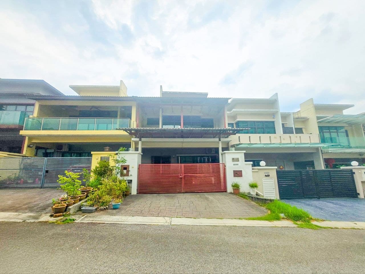 2-Storey Superlink House DPremier, Bandar Damai Perdana, Cheras, Selangor - Image 1