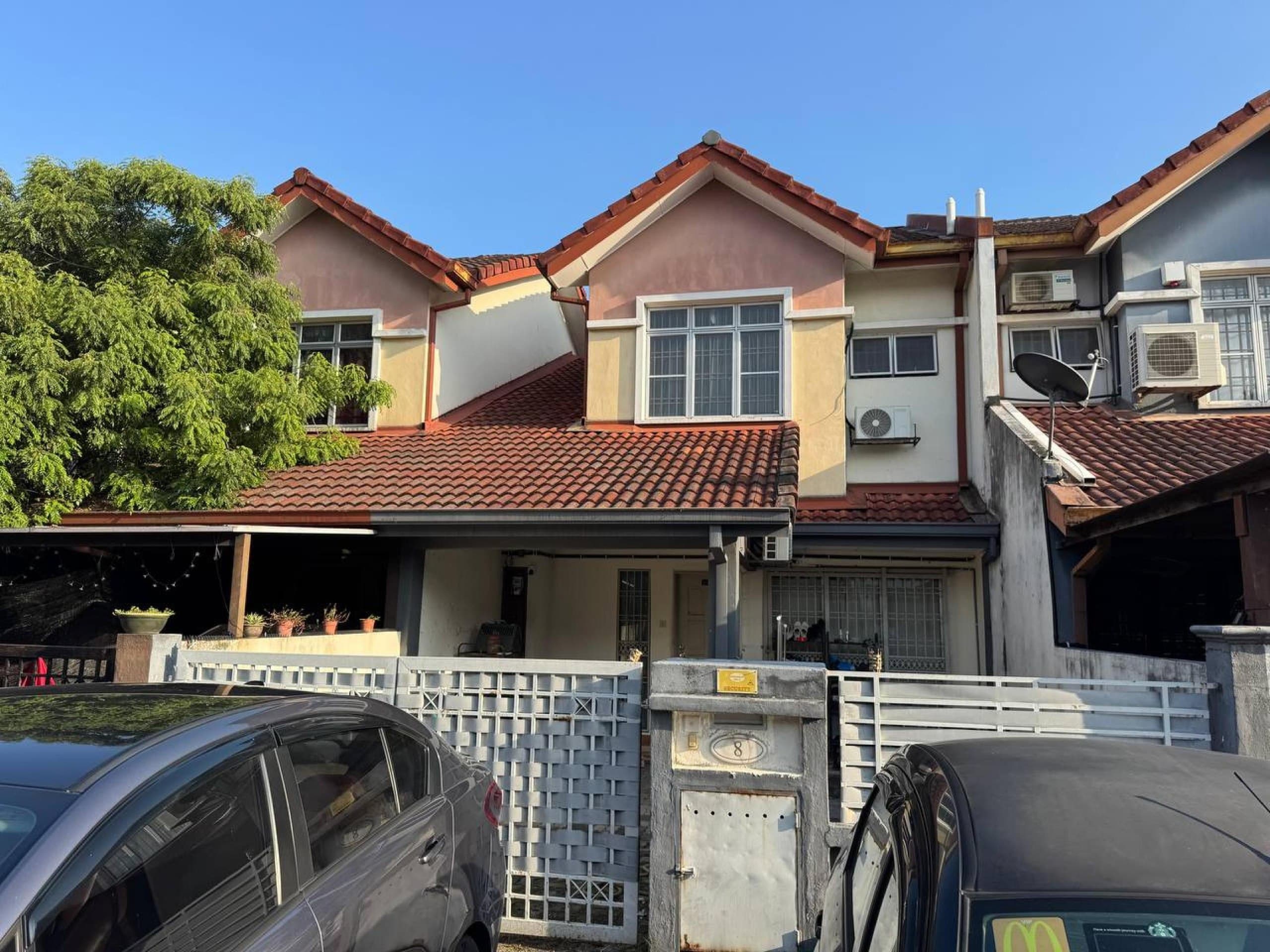 Taman Pinggiran USJ Seksyen 26 Shah Alam Freehold, Double Storey House Near
