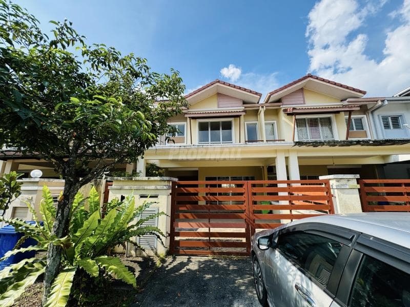 Type Opulenia Denai Alam, 22x90ft Double Storey House Basic Unit Easy to Reno - Image 1