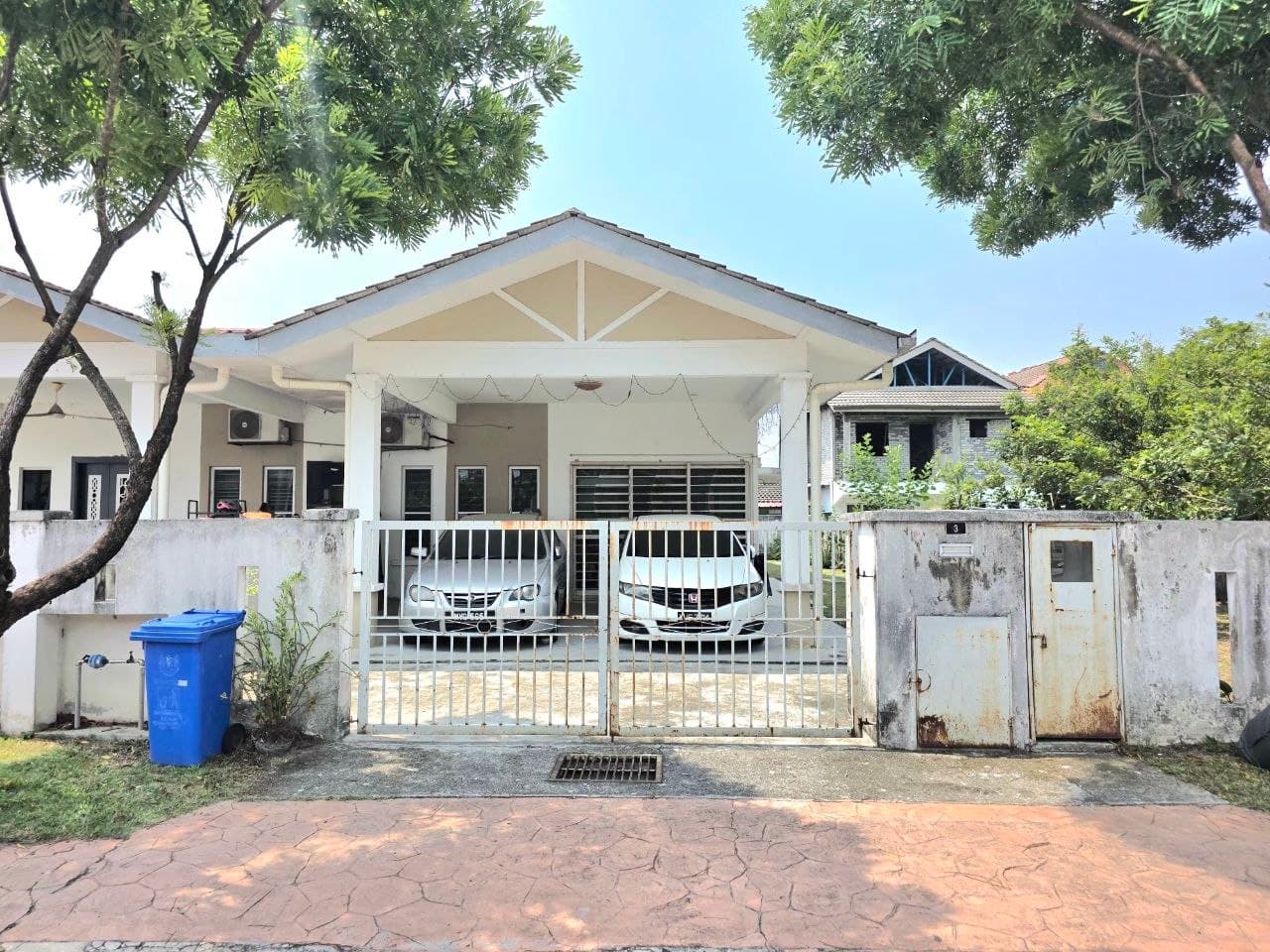 Townhouse Laman Impian, Bandar Botanic, Klang Ground Floor Freehold