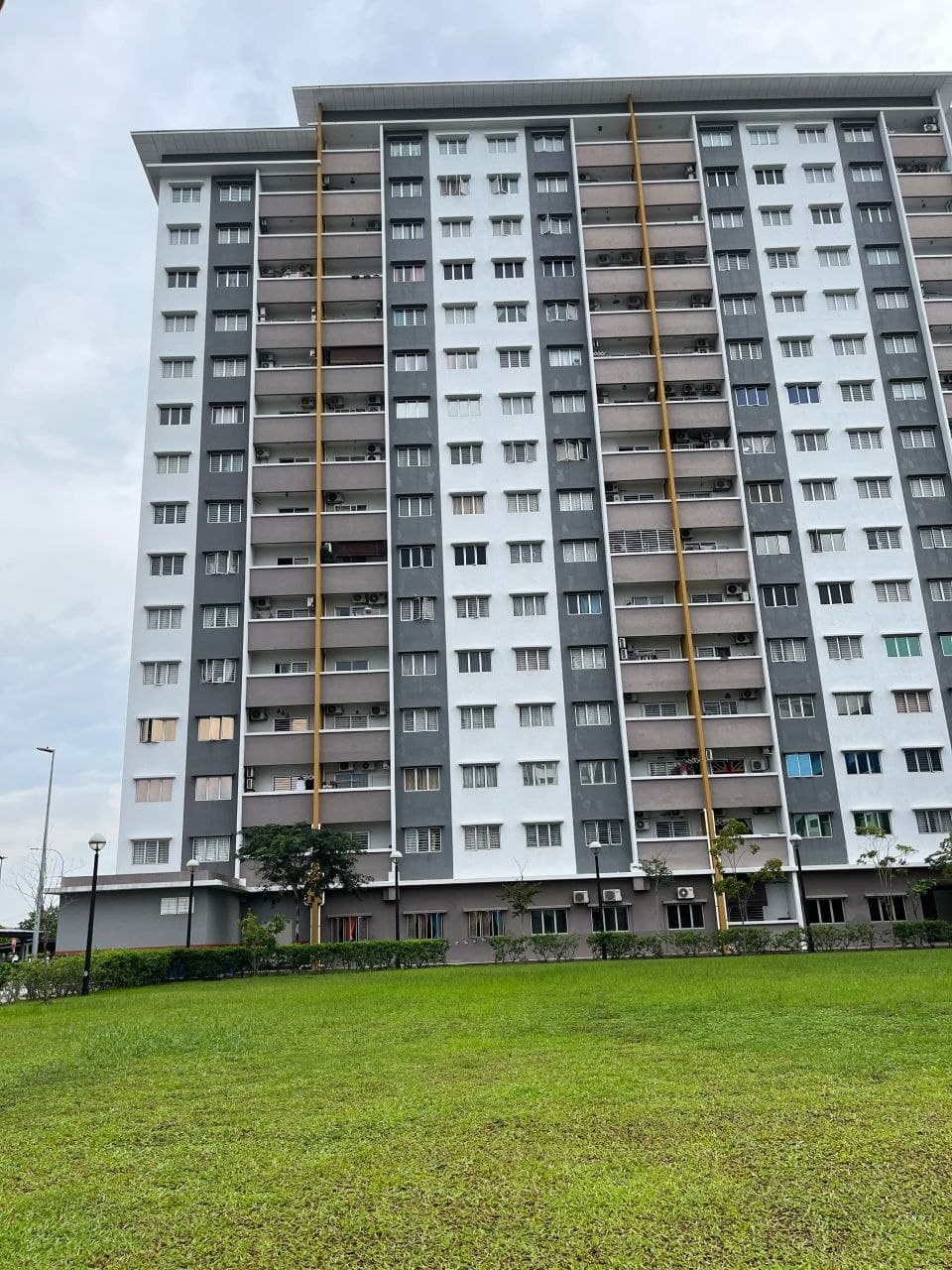 Apartment Serunai Bukit Raja Klang Selangor berdekatan COLOMBIA HOSPITAL