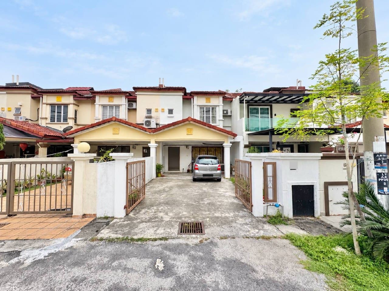 2-Storey Intermediate Taman Putra Prima Puchong For Sale