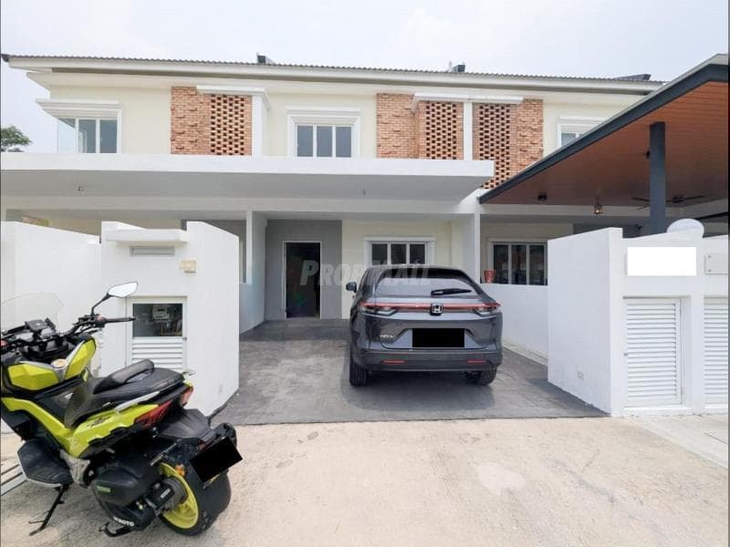 Facing Open Teres 2 Tingkat Seni Residence Sunsuria City, Sepang - Image 1
