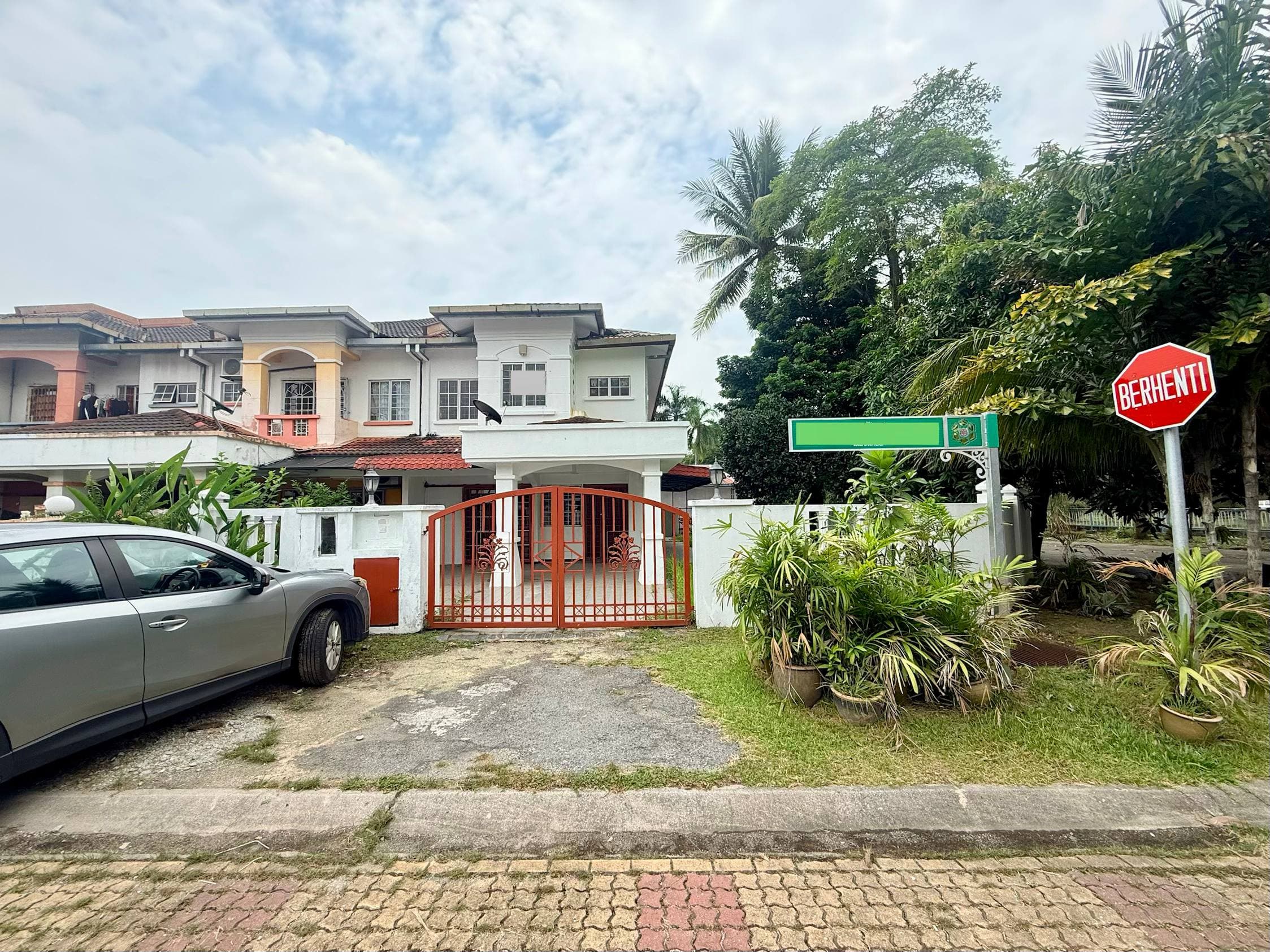 Corner Lot 2 Storey Terrace Jalan Anggerik Aranda Seksyen 31 Kota Kemuning - Image 1