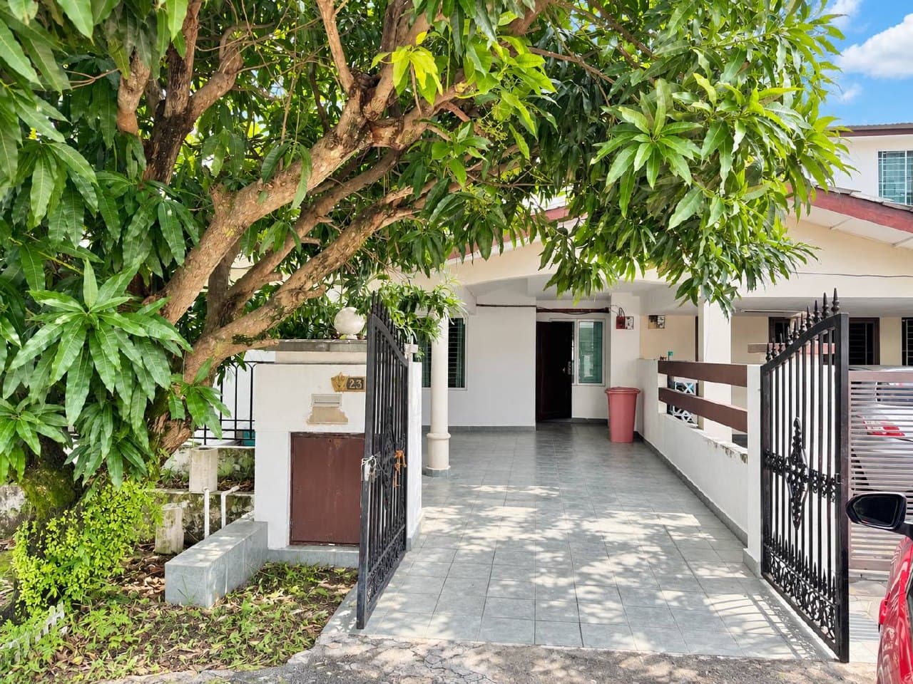 2-Storey Intermediate SD 8 Bandar Sri Damansara - Image 1