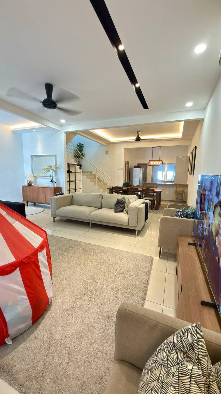 Premium Double Storey Terrace House Aman Putri Seksyen U17 Shah Alam