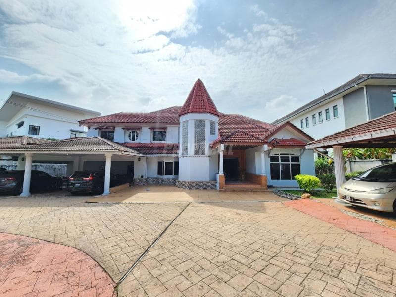 Freehold 2.5 Storey Bungalow, Country Height, Kajang, Selangor